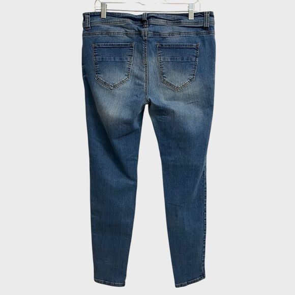 Forever 21 Distressed Faded Skinny Jeans Women's Size 14 Mid Wash Plus Sizes - Picture 8 of 14